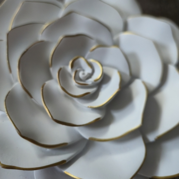 Brewster Home Fashions Rosetta White Gold Trim Wall Rose Decor Set Of 3 - Picture 14 of 14